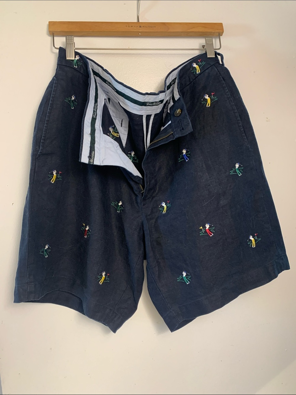 Brooks Brothers Navy Embroidered Golfer Motif Flat-Front Shorts